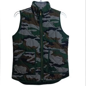 J.Crew quilted camo vest sz XS pockets zip front oversized